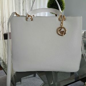 Michael Kors Large Anabelle Tote