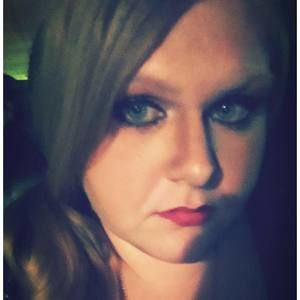 Meet your Posher, Becca