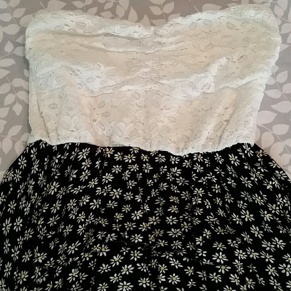 DEB daisy and lace strapless sundress - Picture 2 of 4