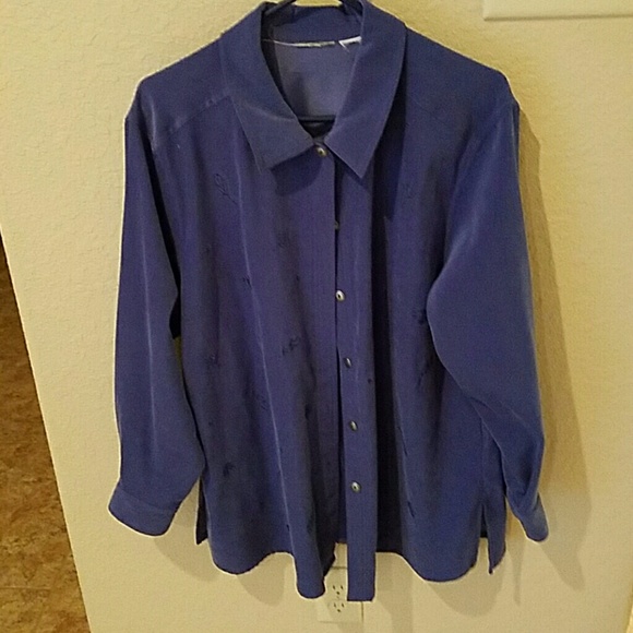 Long sleeve suede feel top silver metal buttons