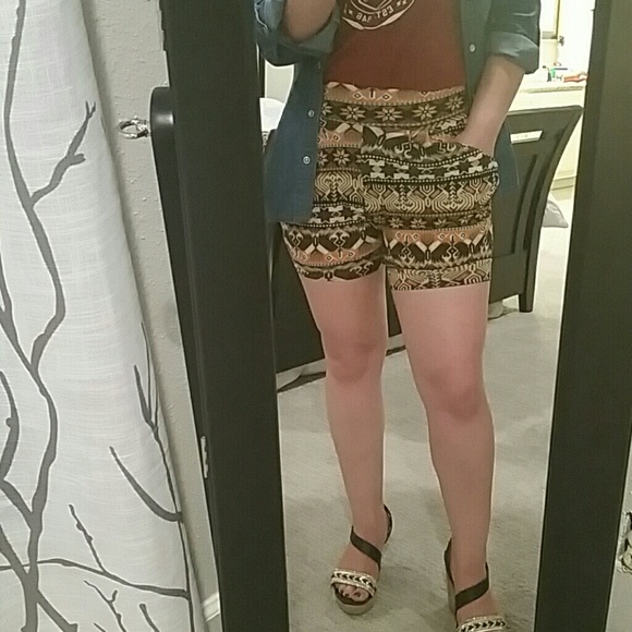 Buy 1 get 1 free! New harem shorts - Picture 3 of 4