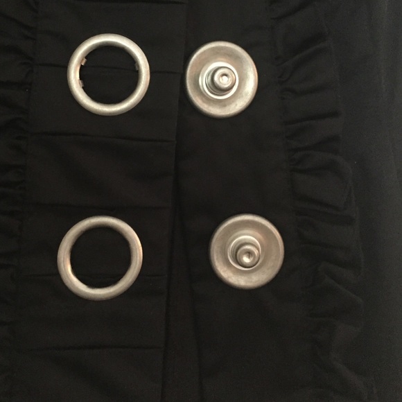 Kensie large button black ruffle blazer/jacket - Picture 2 of 4