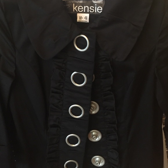 Kensie large button black ruffle blazer/jacket - Picture 3 of 4