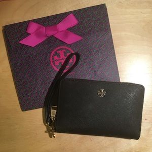 Tory Burch York Wristlet Wallet