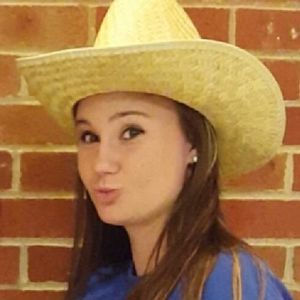 Meet your Posher, Taylor