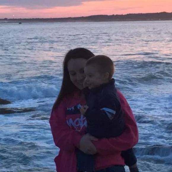 Meet your Posher, Samantha - Picture 2 of 2