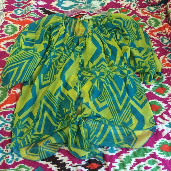 Shirt - Picture 1 of 1