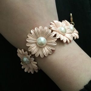 Flower statement bracelet