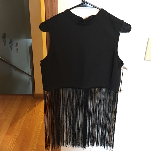 Kendall & Kylie black shirt