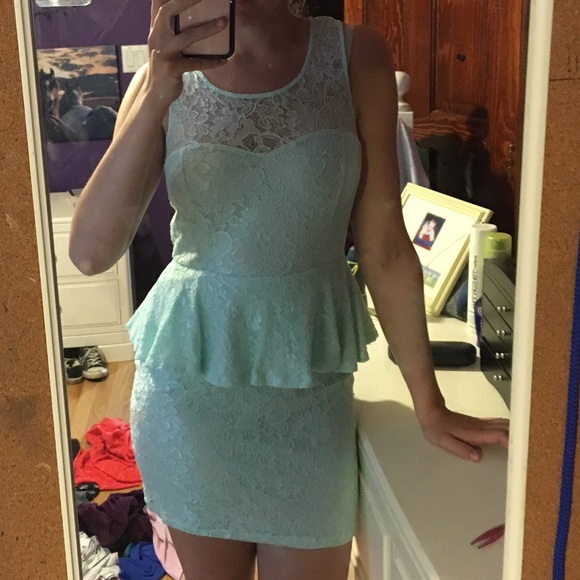 NWOT Forever 21 Peplum Dress