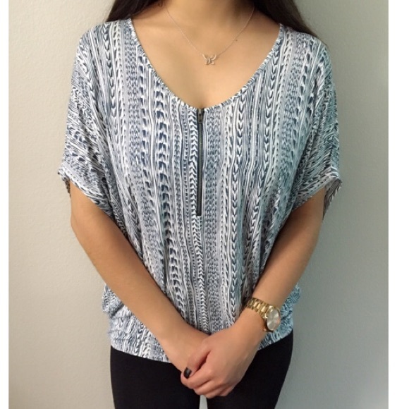 White and blue forever 21 top