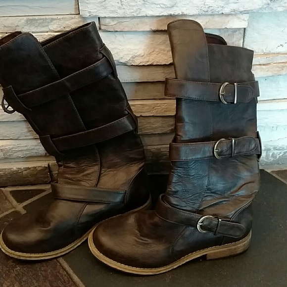 Brown biker boot