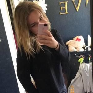 Meet your Posher, Alyson