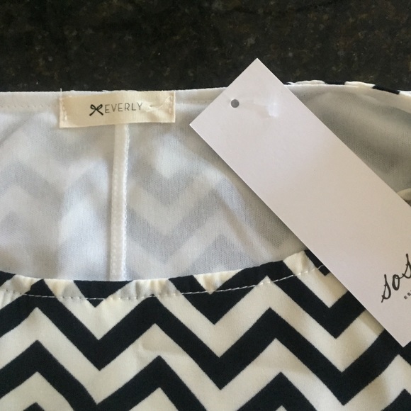 Everly chevron dress - Picture 3 of 4