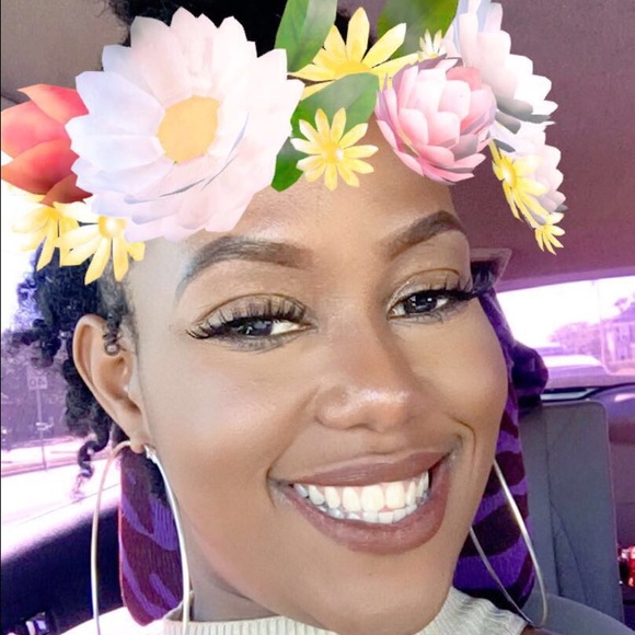 Meet your Posher, Princess - Picture 4 of 4