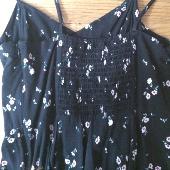 black floral summer dress - Picture 3 of 4