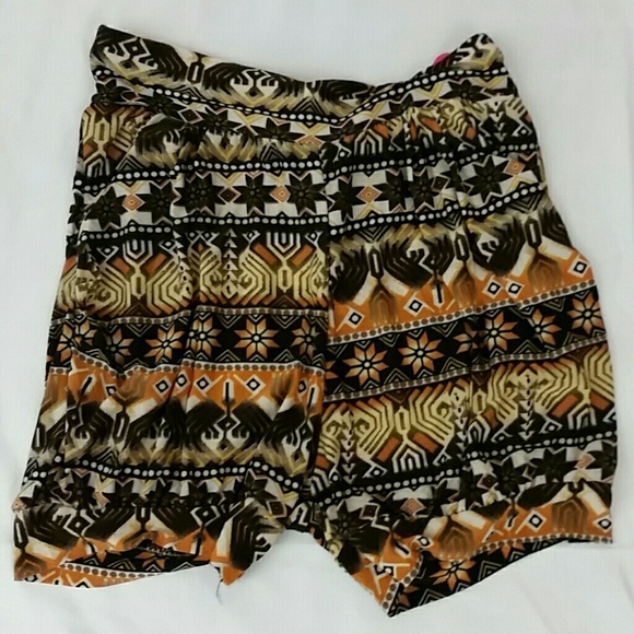 Buy 1 get 1 free! New harem shorts - Picture 2 of 4