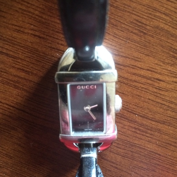 Gucci watch