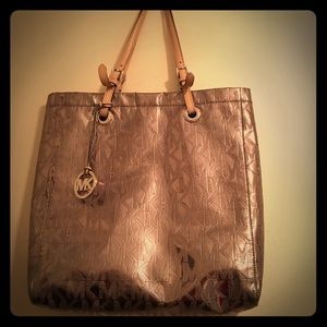 Michael Kors silver bag