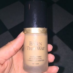Too Faced Born This Way foundation.