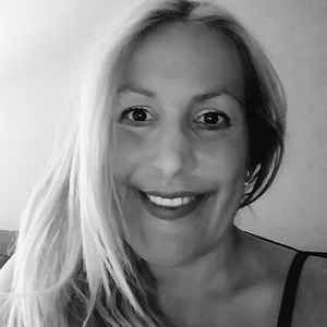 Meet your Posher, Mariela