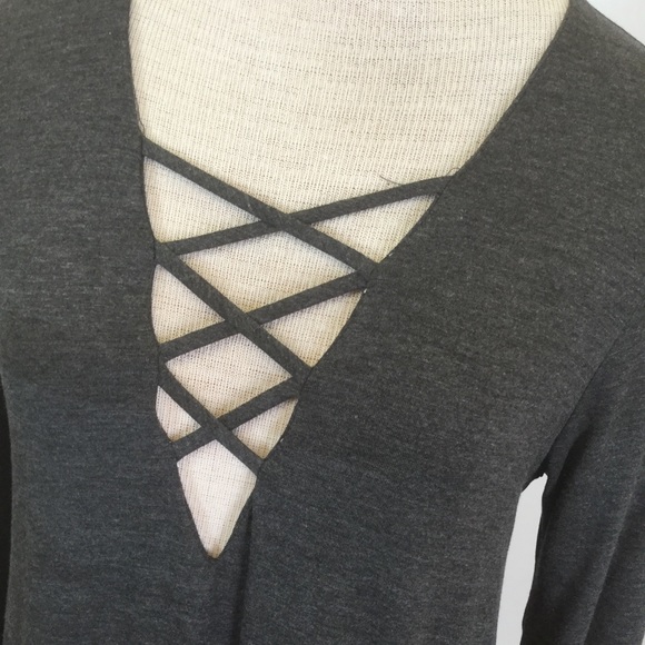 Criss Cross Vee Dress - Picture 2 of 4