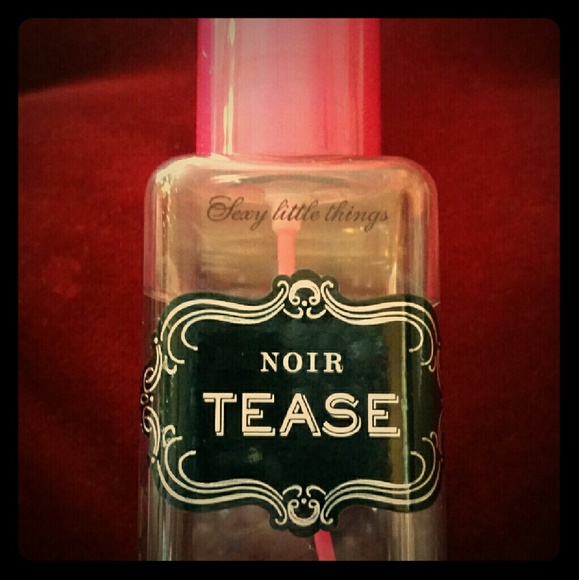 Victoria Secret Noir Tease Travel Size Mist