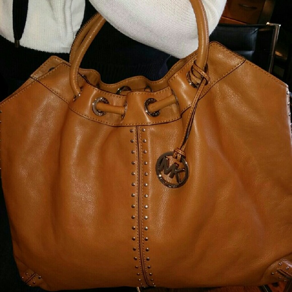 Authentic Micheal kors large Leather Bag NWT Sale - Picture 1 of 4
