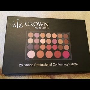 New 26 shade contouring palette