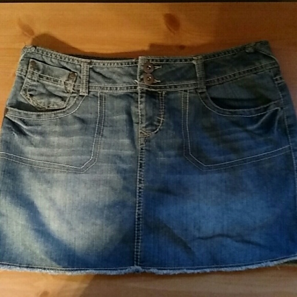 Short Jean skirt