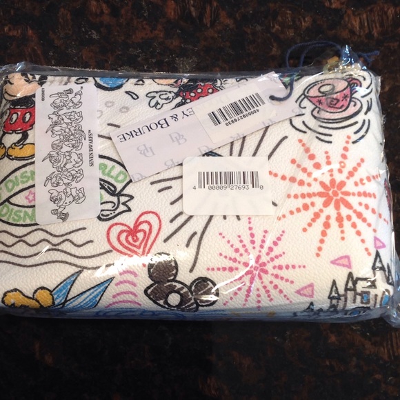 Dooney/Disney Sketch  Cosmetic  Case NWT