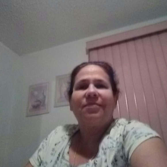 Meet your Posher, Adis - Picture 1 of 1