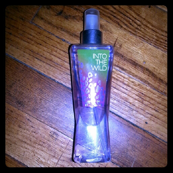 "Into the wild" VS body spray