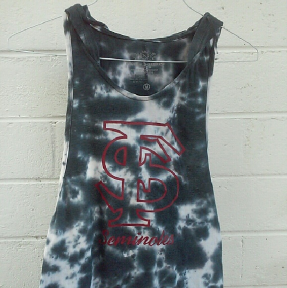 sleeveless jacket with hoodie!!