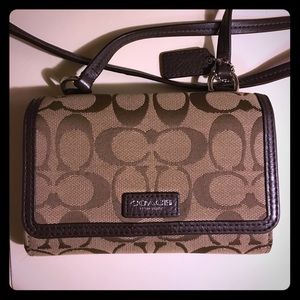 Small coach shoulder purse