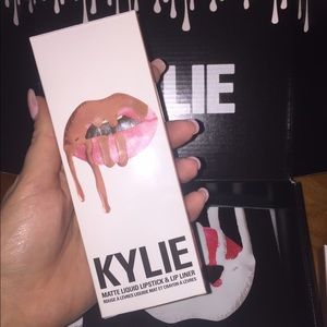 Kylie Cosmetics Exposed Lip Kit