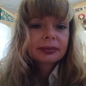 Meet your Posher, Bobbie