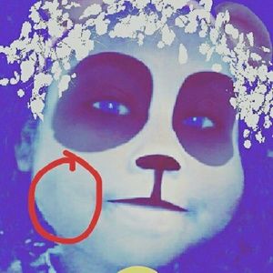 Meet your Posher, Chloe