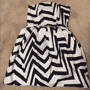 Black and white Party dress - small