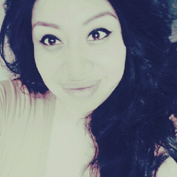 Meet your Posher, Ruby - Picture 1 of 1