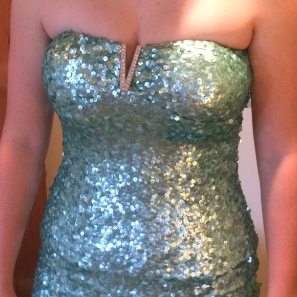 All Sequin Formal - Picture 2 of 4