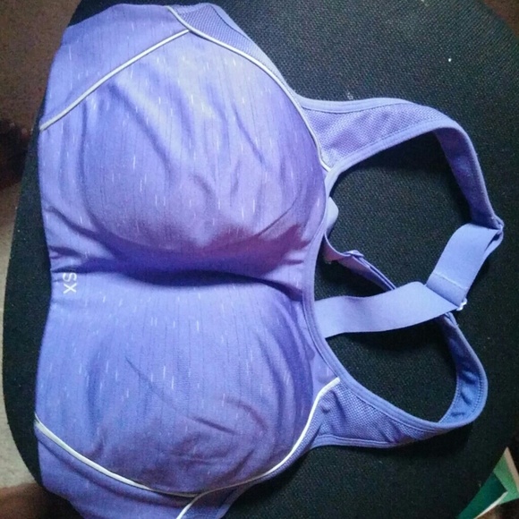Vsx sports bra 34D