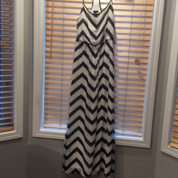 Black and White Chevron Striped Dress