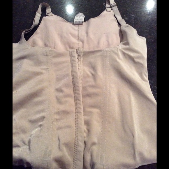 Waist trainer - Picture 1 of 2