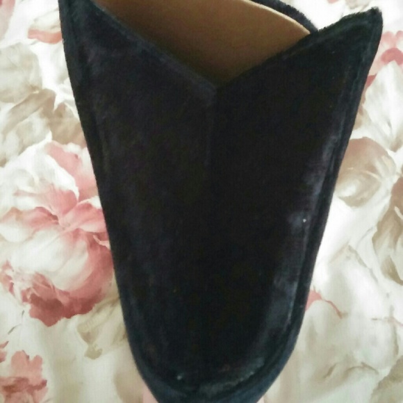 Victoria's Secret clutch purse - Picture 3 of 4