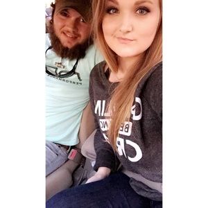 Meet your Posher, Maegan