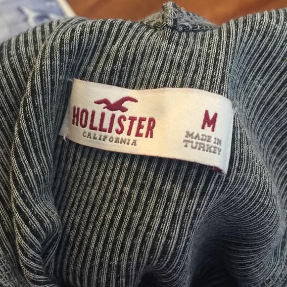 Dresses - Picture 3 of 3