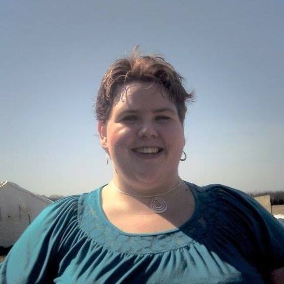 Meet your Posher, Holly - Picture 1 of 1