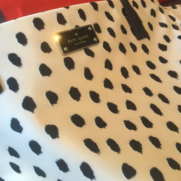 🎉Sale🎉 New Kate Spade Tote - Picture 4 of 4