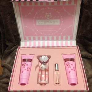 Ecstasy Women Gift Set
